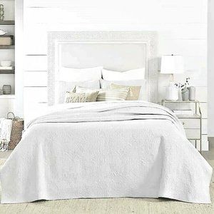 brand new WHITE 3-pc Coastal Living KING Embroidered Coral 100% Cotton Quilt Set